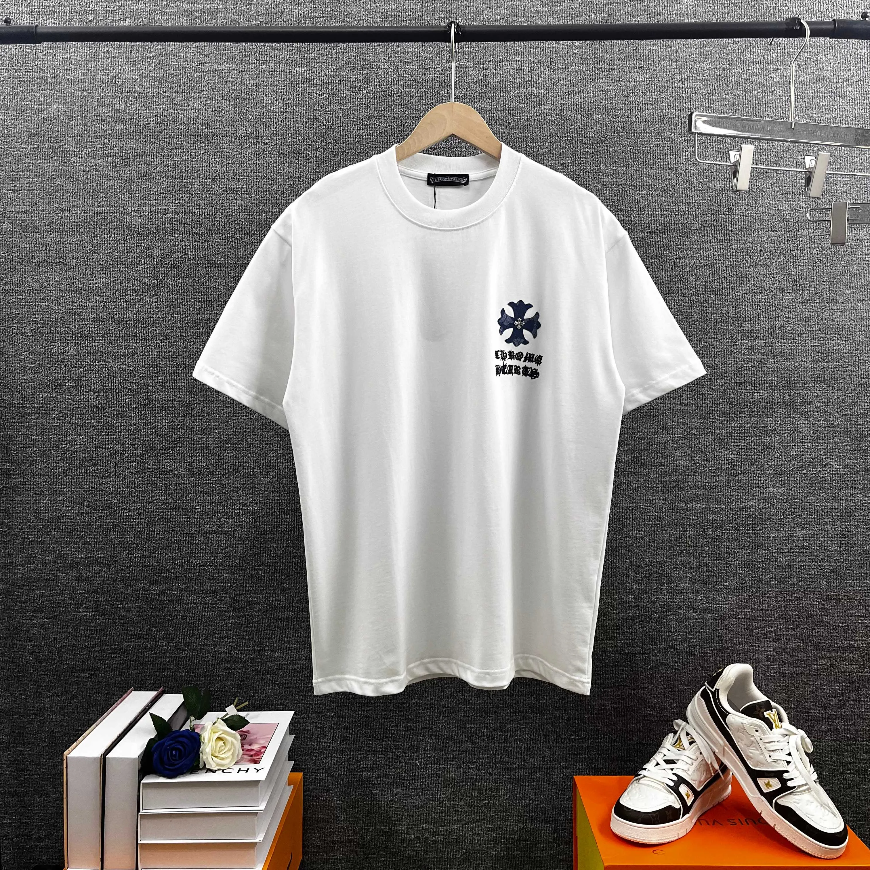 CH* * * *2025 New Arrival Classic + + T Same Style ：Black White Size： S （90-130 ） M （120-150 ） L （140-165 ） XL （160-180 ） XXL （180 ）